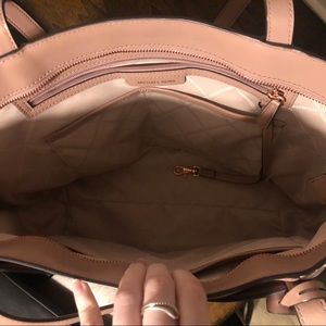 Handbag/Tote - Michael Kors